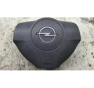 Подушка безопасности водителя Airbag Опель Зафира Б, Opel Zafira B 2005-2011 13111348
